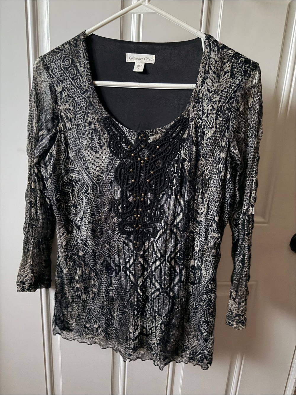 Vintage Coldwater Creek Womens  Black Gray Animal Print Beaded Scoop Neck Shirt
